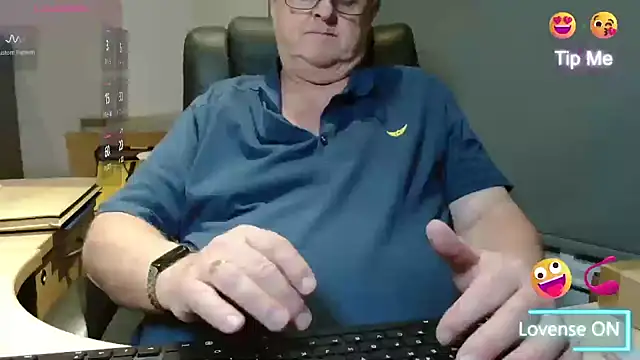 bigbadjon69 online show from February 12, 2025, 4:12 am