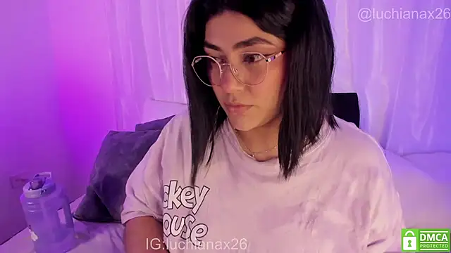 Snapshot of lucy26_ chatting on February 3, 2026, 6:22 am lucy26 online show from February 3, 2026, 6:22 am