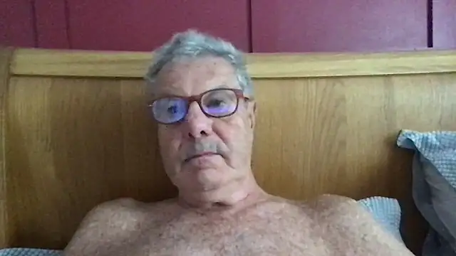 Snapshot of Oldpistolpete chatting on June 30, 2026, 8:47 am Oldpistolpete online show from June 30, 2026, 8:47 am