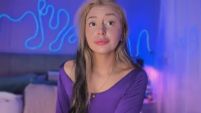 Sofly s online show from February 18, 2026, 11:50 am