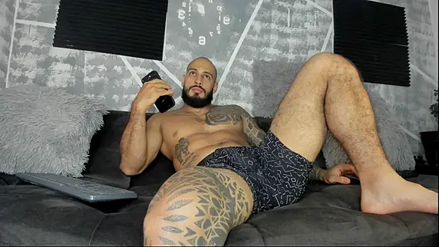 leonidas 18k online show from April 1, 2026, 8:39 pm