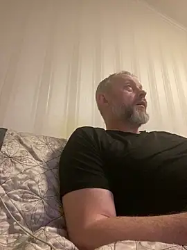 GHsveter online show from April 5, 2026, 9:54 pm