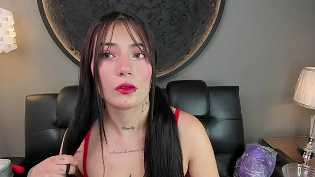 miss sharlotte18 online show from February 25, 2025, 6:12 pm