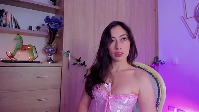 Amatiista online show from March 7, 2026, 4:56 pm