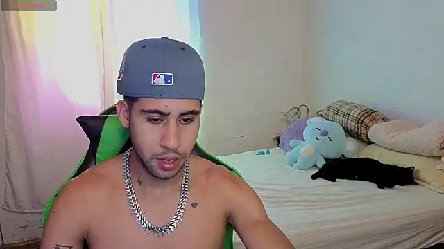 Snapshot of Daiki_Jack chatting on October 8, 2025, 3:35 pm Daiki Jack online show from October 8, 2025, 3:35 pm