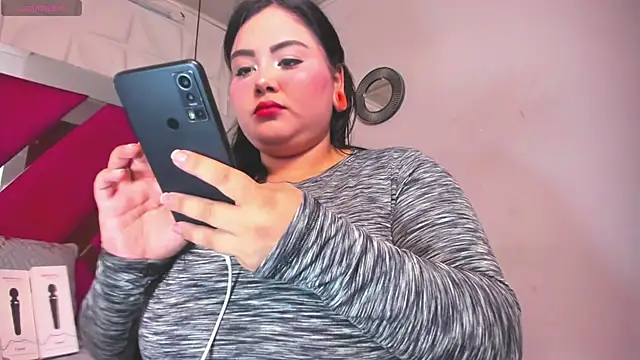 Snapshot of Penelope_Tits chatting on February 28, 2025, 7:03 pm Penelope Tits online show from February 28, 2025, 7:03 pm