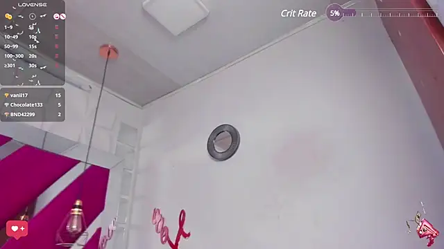 Snapshot of Penelope_Tits chatting on March 13, 2025, 11:49 pm Penelope Tits online show from March 13, 2025, 11:49 pm