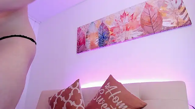 SALOME F0X  online show from April 13, 2026, 8:35 pm