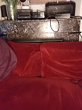 callmelouve online show from February 17, 2026, 4:26 pm