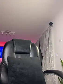 Frank Farrell online show from February 5, 2026, 6:42 am