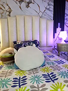 mollieblue69 online show from February 15, 2026, 1:21 pm