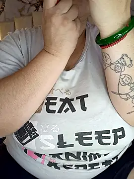 mollieblue69 online show from March 29, 2026, 1:24 pm