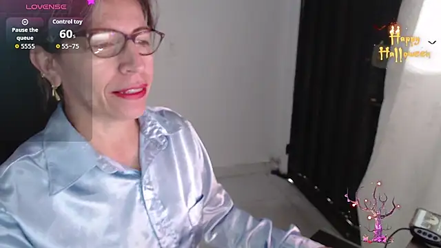 Chayla Ruiz online show from November 15, 2025, 11:03 am