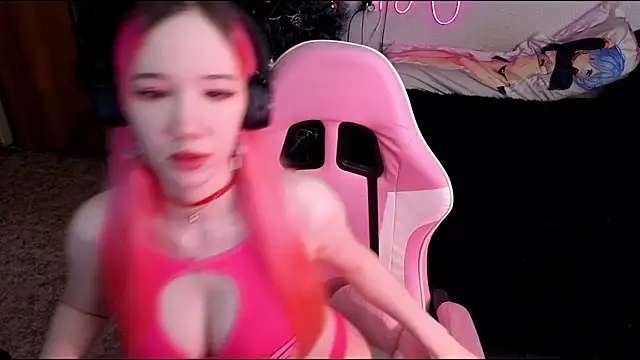 Maya Viola online show from January 18, 2026, 5:44 am