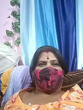 parioo7 online show from March 7, 2025, 5:06 pm