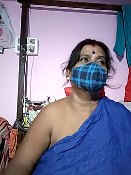 Snapshot of parioo7 chatting on October 18, 2025, 5:26 pm parioo7 online show from October 18, 2025, 5:26 pm