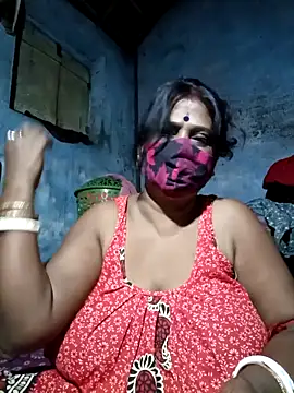 Snapshot of parioo7 chatting on November 4, 2025, 10:57 pm parioo7 online show from November 4, 2025, 10:57 pm