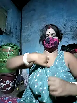 Snapshot of parioo7 chatting on October 8, 2025, 4:51 pm parioo7 online show from October 8, 2025, 4:51 pm