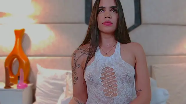 April Cutee online show from March 16, 2025, 1:59 am