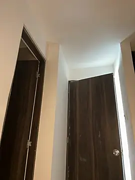 jailyncam  online show from June 16, 2026, 4:51 pm