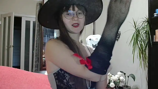 Snapshot of KiraGoldens chatting on October 30, 2025, 6:12 am KiraGoldens online show from October 30, 2025, 6:12 am