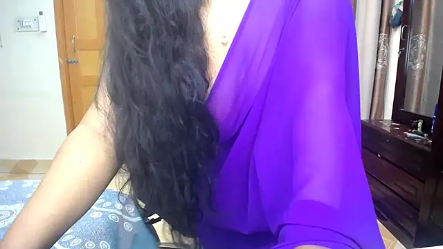 Snapshot of lady_maeda_ chatting on September 12, 2025, 6:51 pm lady maeda online show from September 12, 2025, 6:51 pm