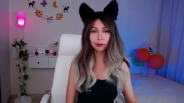 wendifoste online show from November 4, 2025, 5:50 pm