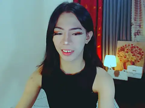 ELLIZABETHFORCUMXX online show from October 14, 2025, 9:25 pm