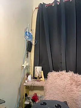 sweetyula online show from March 2, 2026, 12:44 am