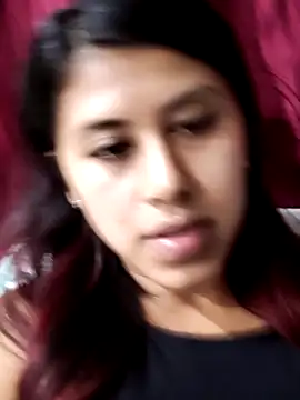 Karlagonzales  online show from May 17, 2026, 11:10 am