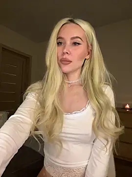 xDinnax online show from October 16, 2025, 12:57 pm