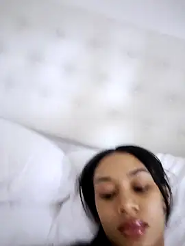 Leaberry online show from February 13, 2026, 1:38 am