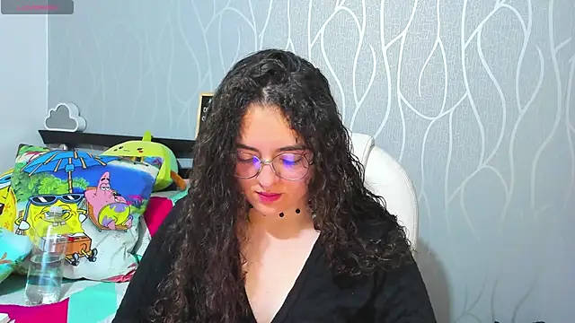 Snapshot of AshleyKim_ chatting on February 24, 2026, 10:54 pm AshleyKim online show from February 24, 2026, 10:54 pm