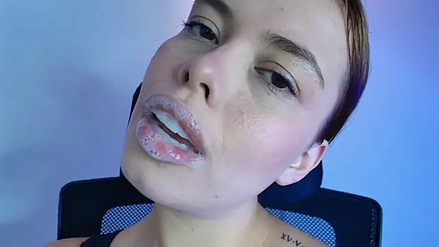 lisbet21x online show from February 12, 2026, 8:08 pm