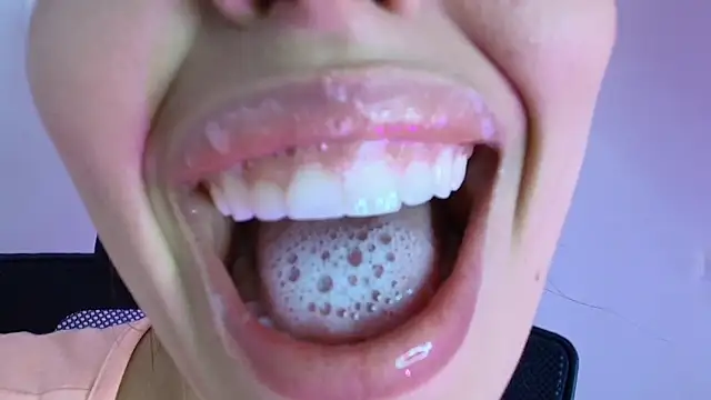 Snapshot of lisbet21x chatting on November 22, 2025, 5:01 pm lisbet21x online show from November 22, 2025, 5:01 pm