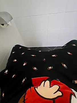 Dolceporco19 online show from January 6, 2026, 9:46 am