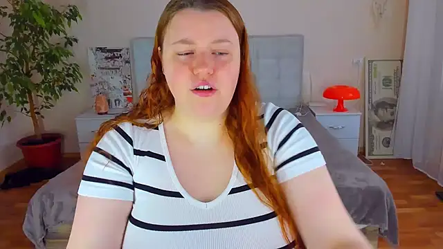 PolinaSalvatore online show from March 28, 2026, 2:40 pm