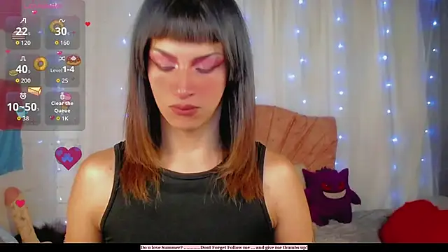 Snapshot of Summer_XO chatting on September 9, 2025, 3:27 am Summer XO online show from September 9, 2025, 3:27 am