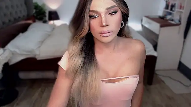 Snapshot of liaa_lurrecams chatting on November 4, 2025, 7:01 am liaa lurrecams online show from November 4, 2025, 7:01 am