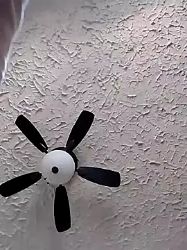 Snapshot of Daddy_hook chatting on February 1, 2025, 9:08 pm Daddy hook online show from February 1, 2025, 9:08 pm