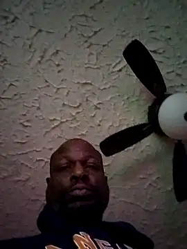 Snapshot of Daddy_hook chatting on March 1, 2025, 2:13 pm Daddy hook online show from March 1, 2025, 2:13 pm