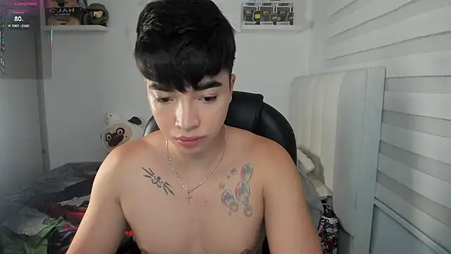 Snapshot of santy7v7 chatting on February 18, 2026, 1:29 pm santy7v7 online show from February 18, 2026, 1:29 pm