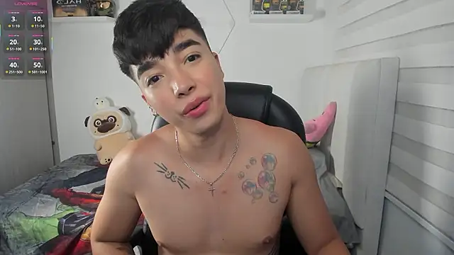 Snapshot of santy7v7 chatting on February 13, 2026, 1:33 pm santy7v7 online show from February 13, 2026, 1:33 pm