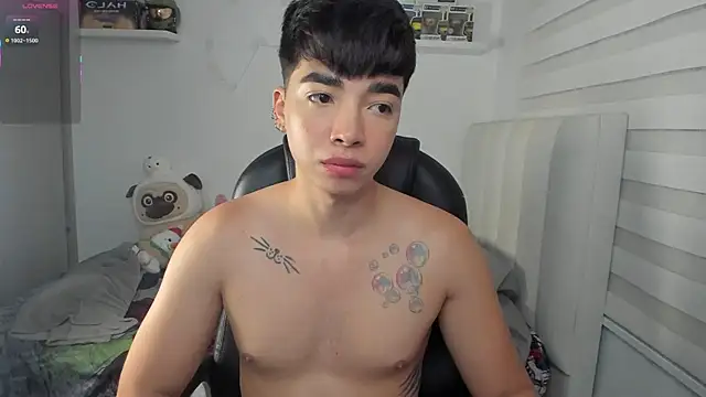 santy7v7 online show from April 14, 2026, 1:38 pm