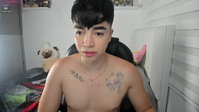 Snapshot of santy7v7 chatting on February 12, 2026, 1:33 pm santy7v7 online show from February 12, 2026, 1:33 pm