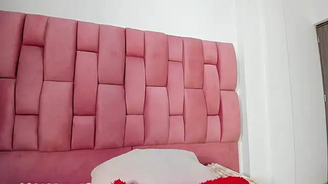 Lia sarahi online show from January 12, 2026, 12:34 pm