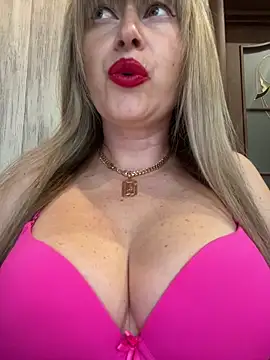 Kittenforyou online show from May 19, 2026, 12:01 pm