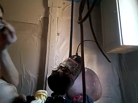 Wero4200 online show from November 6, 2025, 8:02 pm