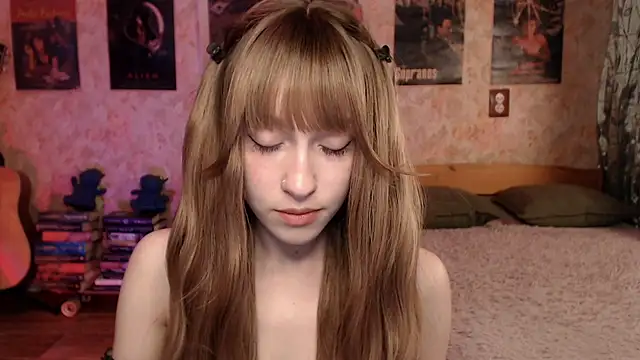 Friendly Ellie online show from May 17, 2026, 11:16 pm