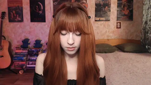 Friendly Ellie online show from September 30, 2025, 11:11 pm